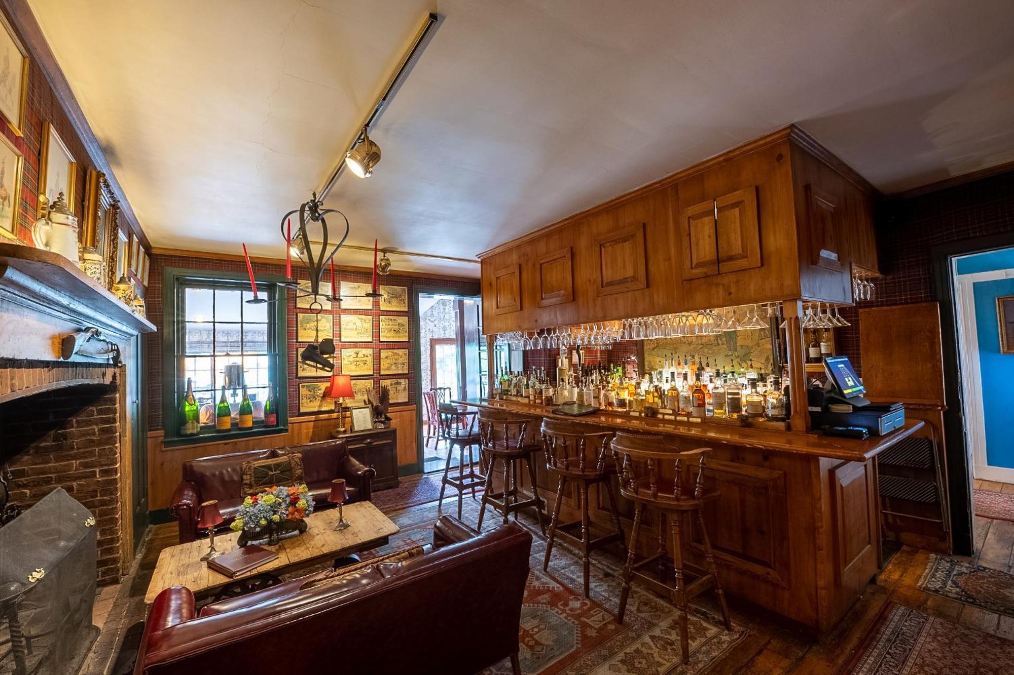 Antrim 1844 Hotel Taneytown ภายนอก รูปภาพ