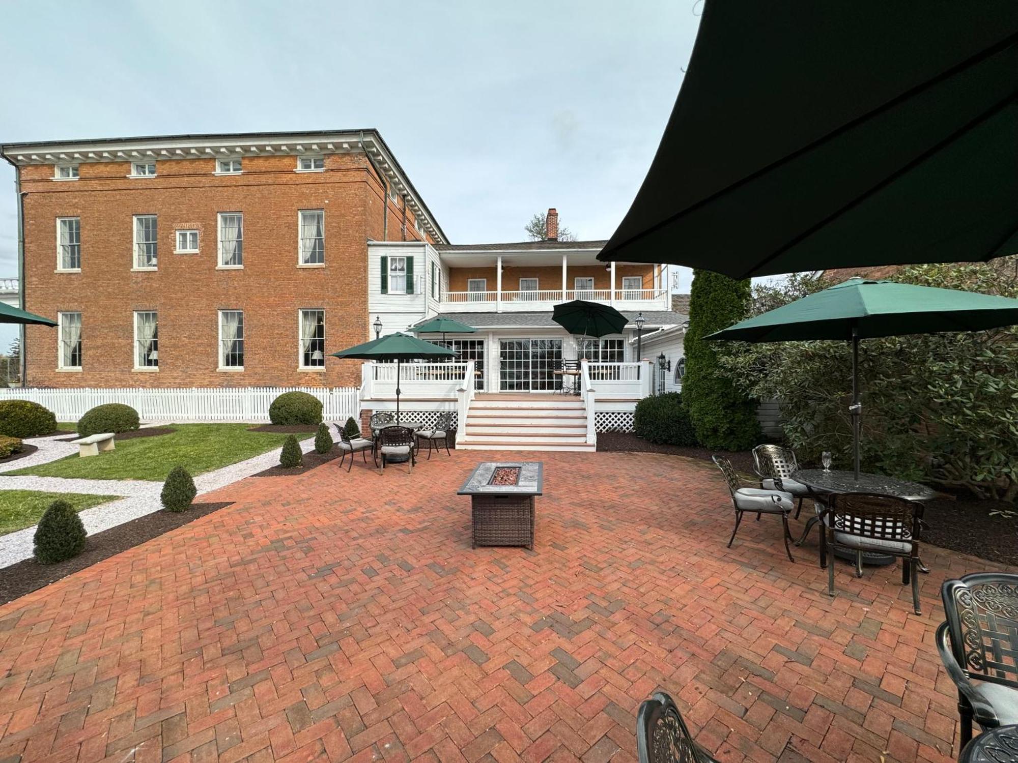 Antrim 1844 Hotel Taneytown ภายนอก รูปภาพ