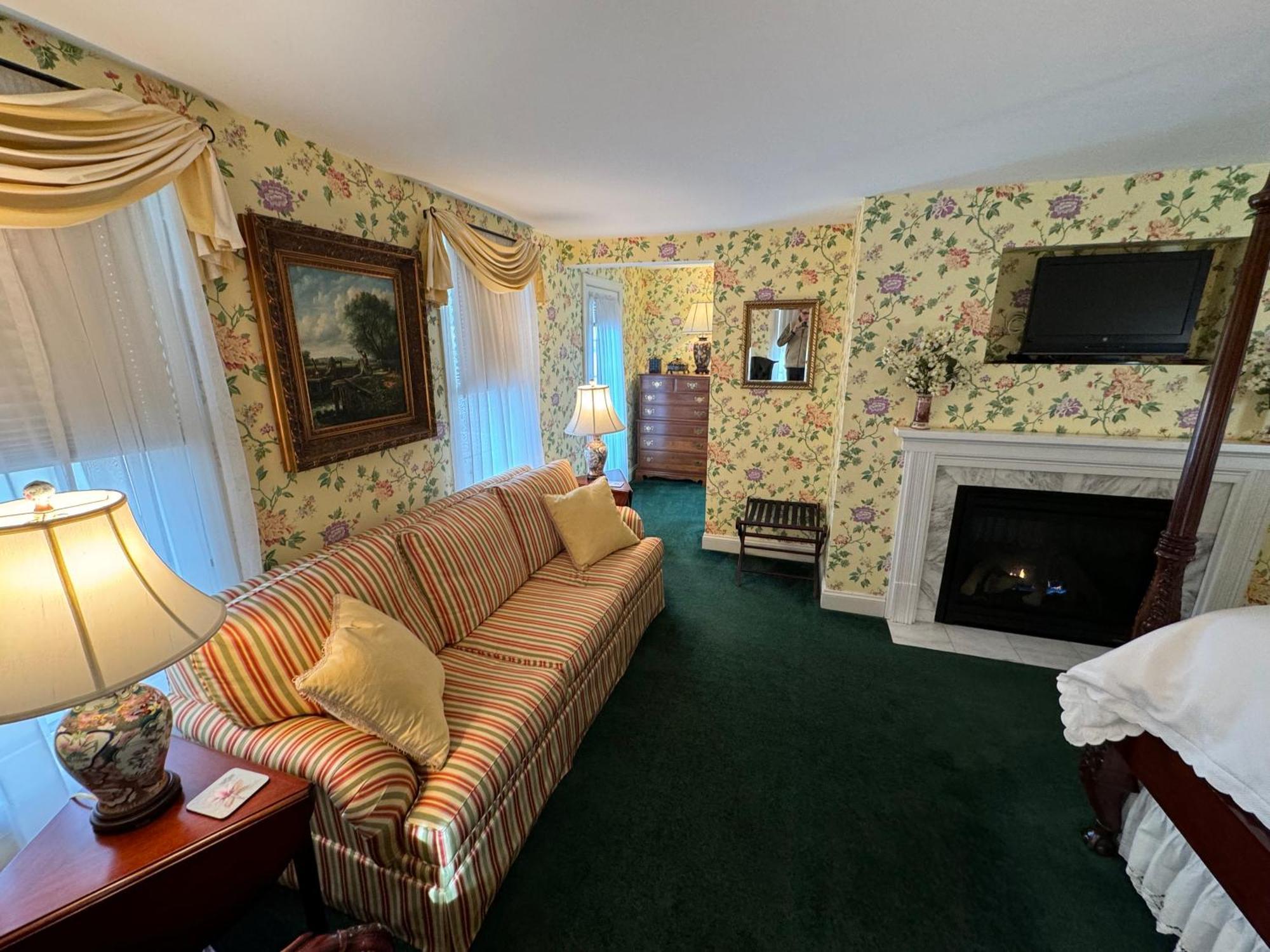 Antrim 1844 Hotel Taneytown ภายนอก รูปภาพ
